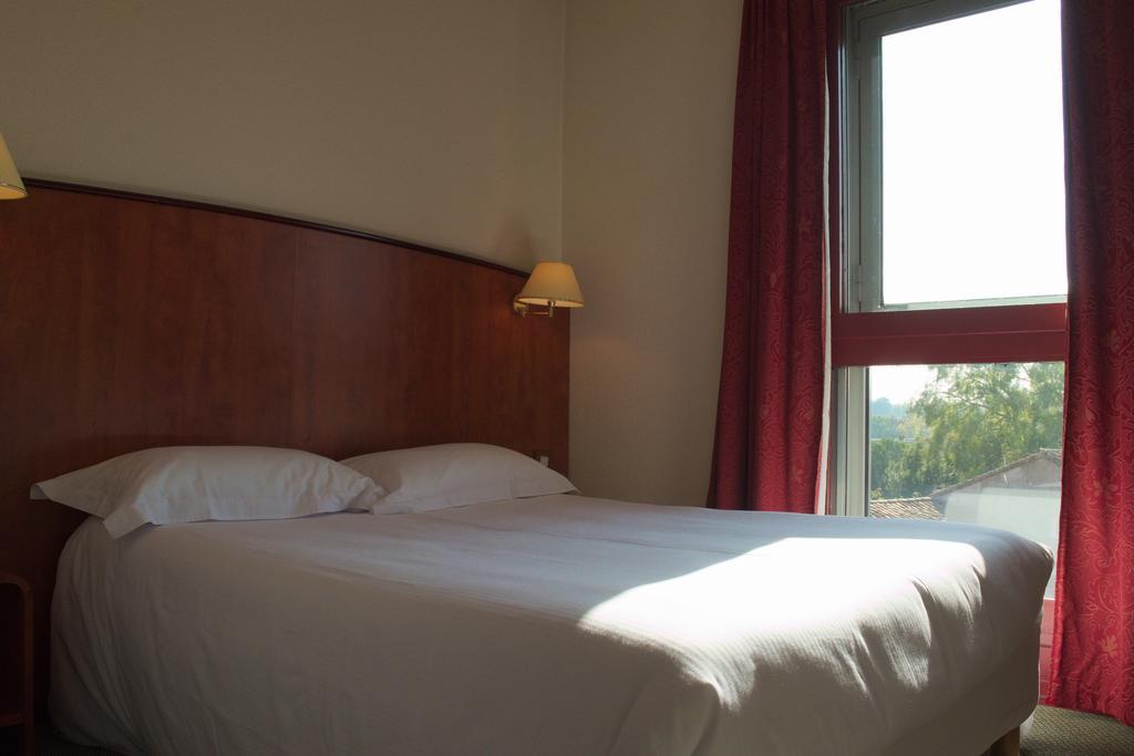 Inter-Hotel Toulouse Aeroport Бланьяк Номер фото
