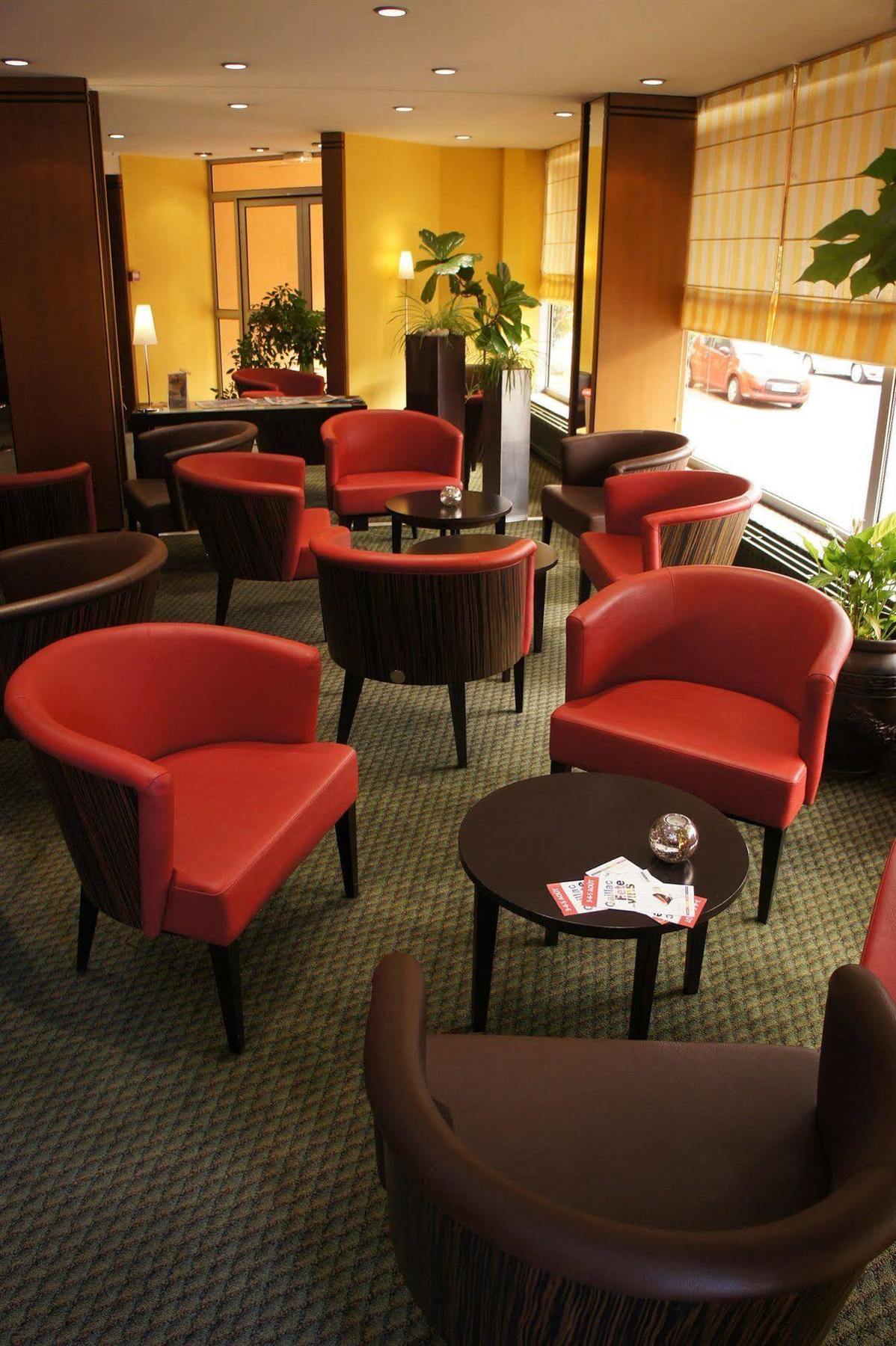 Inter-Hotel Toulouse Aeroport Бланьяк Экстерьер фото