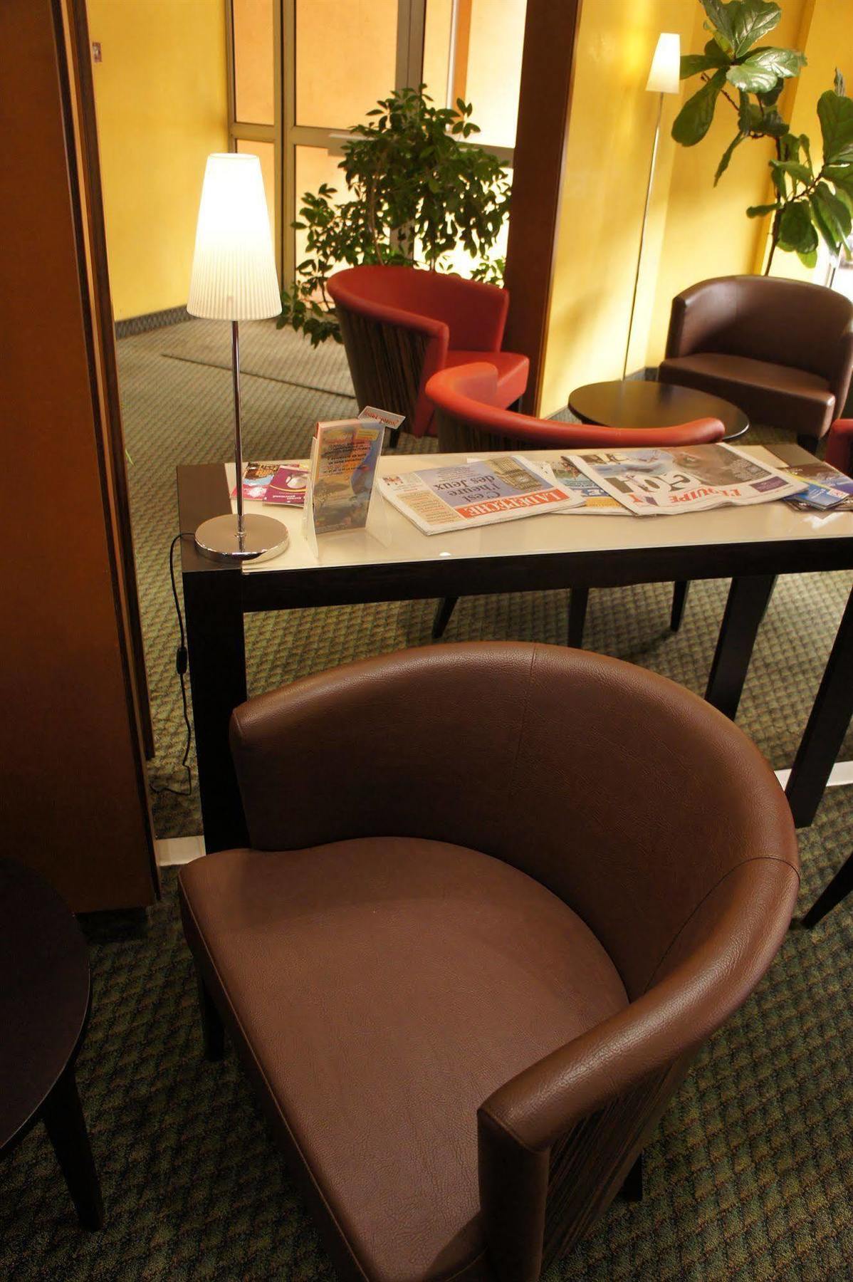 Inter-Hotel Toulouse Aeroport Бланьяк Экстерьер фото